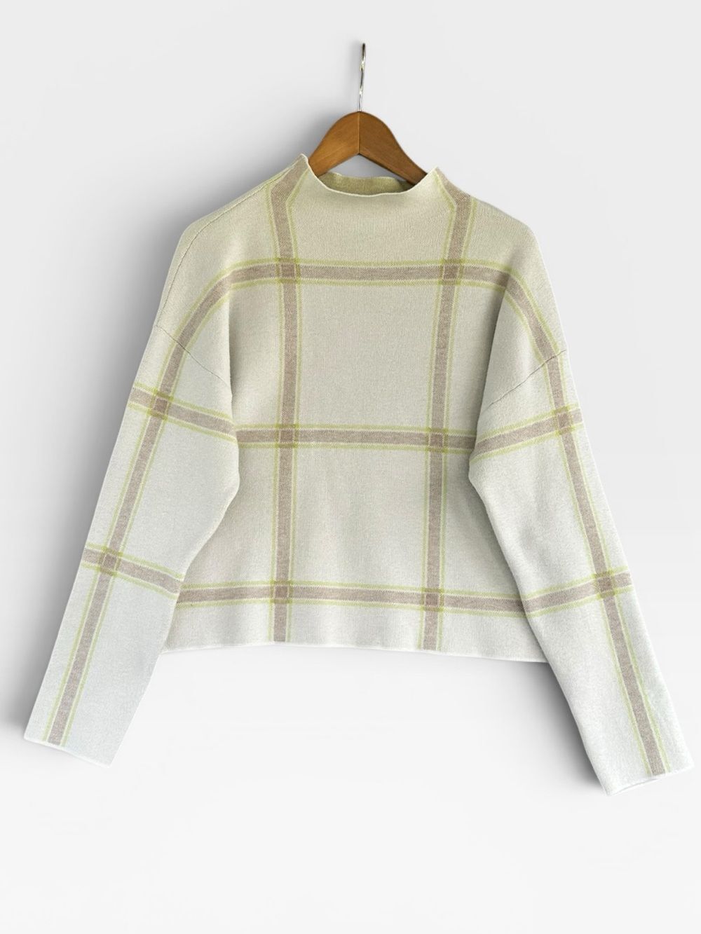 🎉5 for $45🎉 Tahari sweater pullover size XL